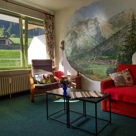 Aparthotel 333 Mit Schwimmbad Kleinwalsertal Mittelberg Exterior photo