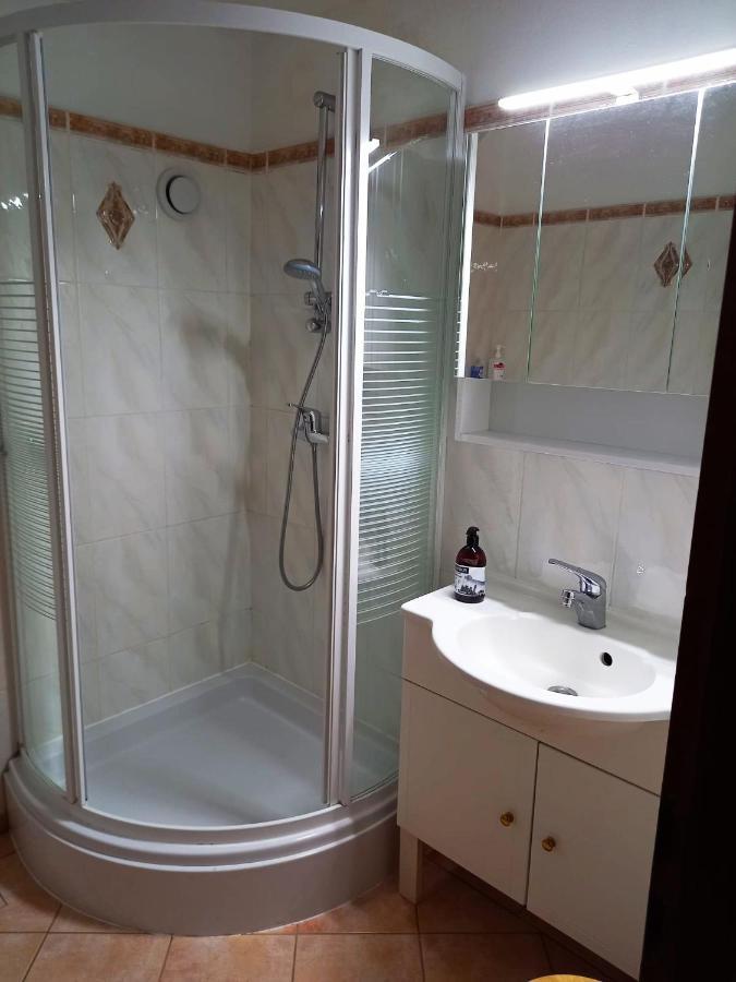Apartment 333 Mit Schwimmbad Kleinwalsertal *